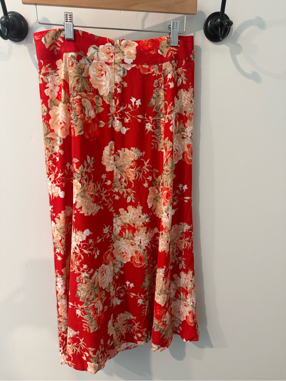 NWT Sezane Red Floral Tabata skirt size 38 - Picture 2 of 8